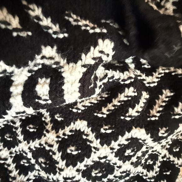 Ann taylor Black White Tunic Sweater Sz XL Wool Blend Geo Aztec Graphic Knit - Picture 8 of 11